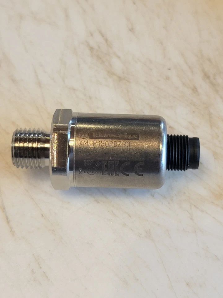 Transmisor de presión TELEMECANIQUE XMLP150PD730, 55WX21, 0-150PSI, sin caja Foto 2 de 3