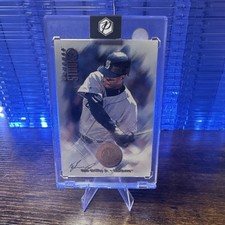 Top 10 Ken Griffey Jr. Baseball Cards of All-Time 24