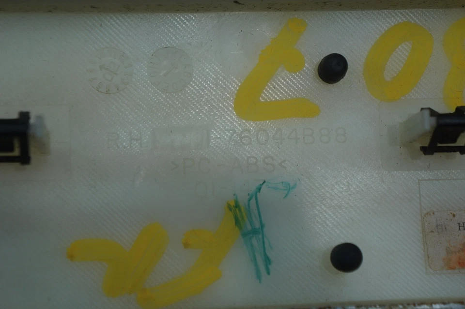 Panel de ajuste del tablero delantero derecho OEM 76044B88 Ford Thunderbird 2002-2005 *Nota* Foto 2 de 4