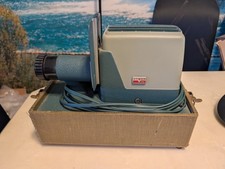 Vintage ARGUS 300 SLIDE PROJECTOR w/CARRYING CASE AS PICTURED .. WORKS