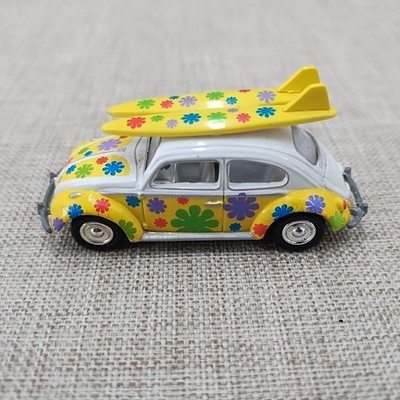 Johnny Lightning Volkswagen Bug Yellow Luv Machine With Surfboards 2003 Rare