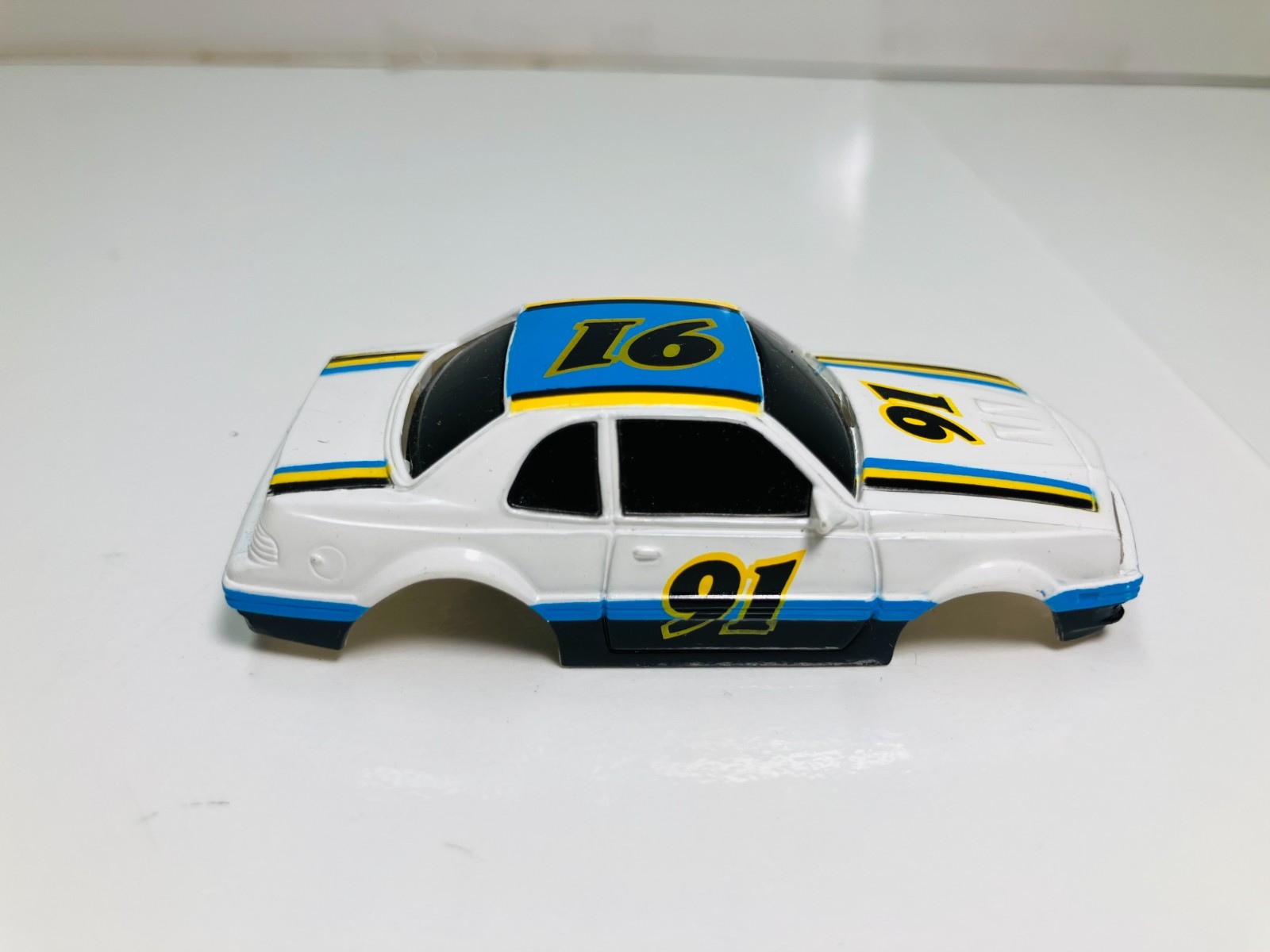 ROKAR   T-BIRD  STOCKER  Body  #91 ~ BRAND NEW ~ for Aurora AFX  TYCO LIFE-LIKE