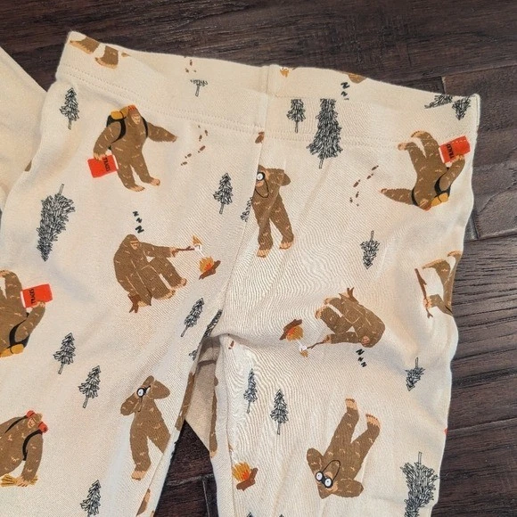 Juego de pijama para niños OLD NAVY - Yeti crema y marrón para cama estampado talla 10 Foto 2 de 4