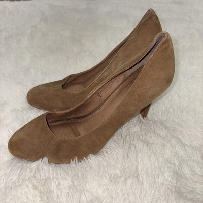 Corso Como Women Pumps Heels Light brown Suede Size 8m