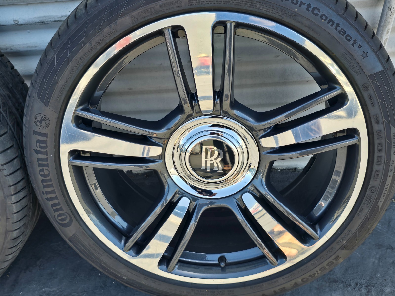 Rolls-Royce Ghost Wheel