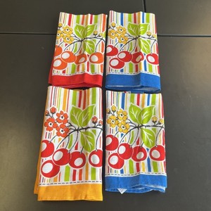 Set of 4 VTG CHERRIES KITCHEN TEA TOWEL BRIGHT MultiColor MCM Kitchen 17.5 X 22"
