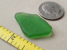 GENUINE BEACH SEA GLASS SURF TUMBLED KELLY GREEN OCEAN FROSTED NUMBERS RARE V1