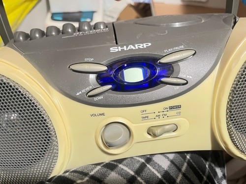 USED Vintage Sharp Boombox QT-CD210 Tape, CD, Radio SEE PHOTOS FOR DETAILS(T15) - Picture 5 of 10