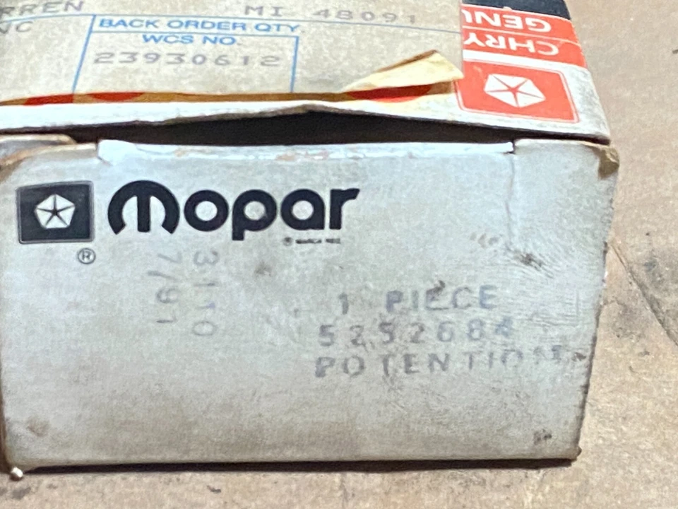 Sensor de posición del acelerador Mopar 5252684 -- Dodge Dakota 1990-1993 2,5 L -- Nuevo de Lote Antiguo OEM Foto 2 de 4