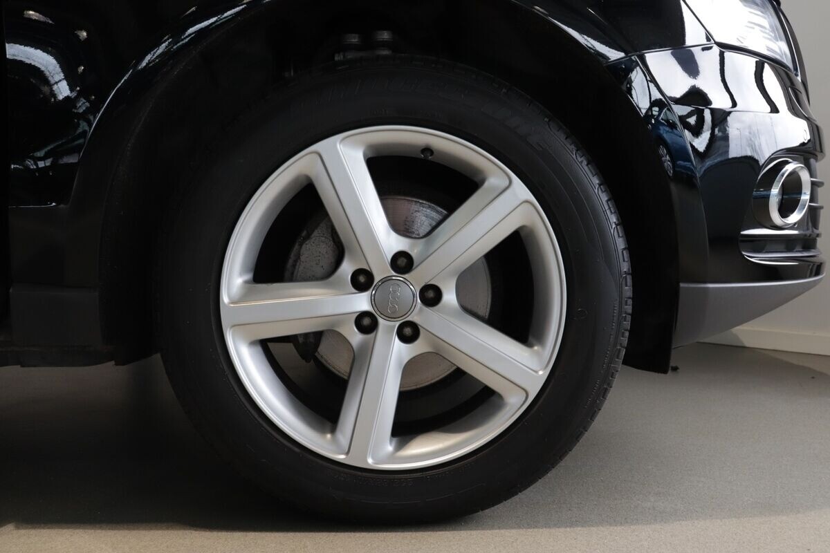 Audi Q5 2,0 TDi 190 S-line quat. S-tr. Van
