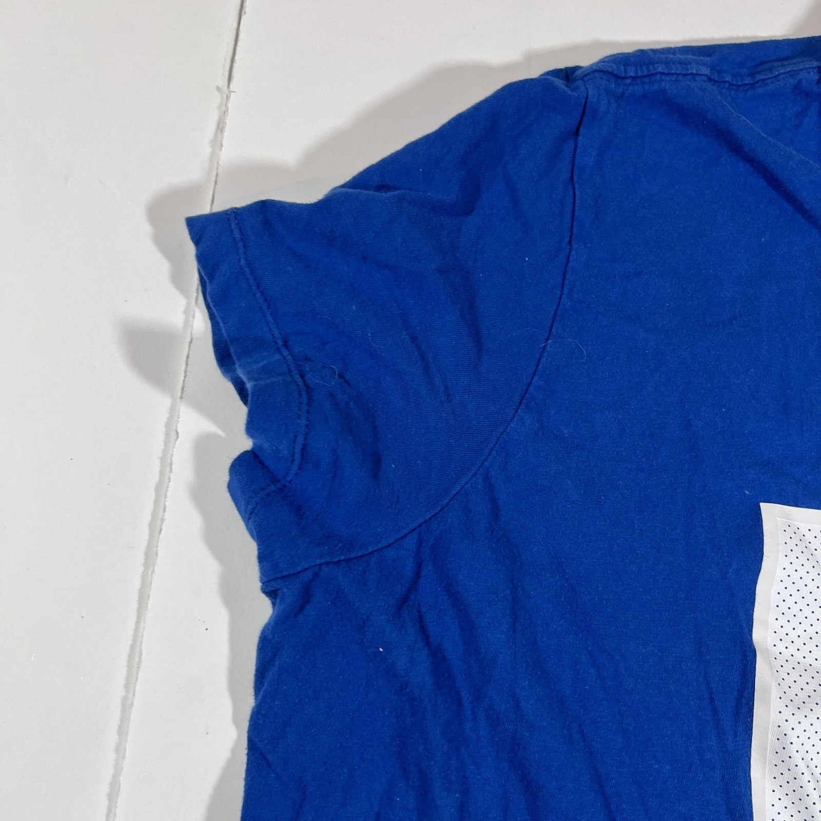 The Nike Tee Shaquille Leonard Indianapolis Colts #53 T-Shirt Women's XL thumbnail 4