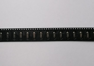 25 Stk Red Frequency IC21030.000M30.0EE1C SMD-Quarz 30,0MHz/30pF/30/30
