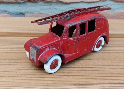 DINKY TOYS NO.25H FIRE ENGINE (Original)