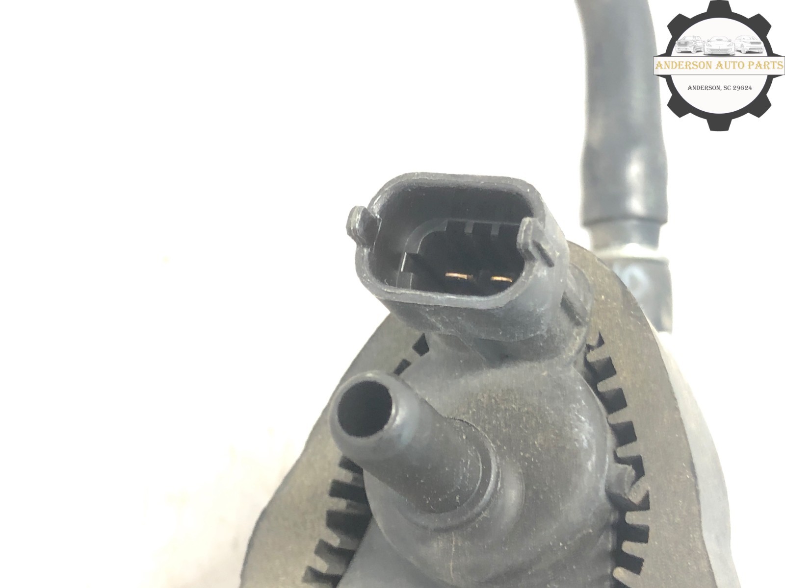 2014-2020 MASERATI QUATTROPORTE 3.8L WASHER SOLENOID VALVE ACTUATOR W/ HOSE OEM
