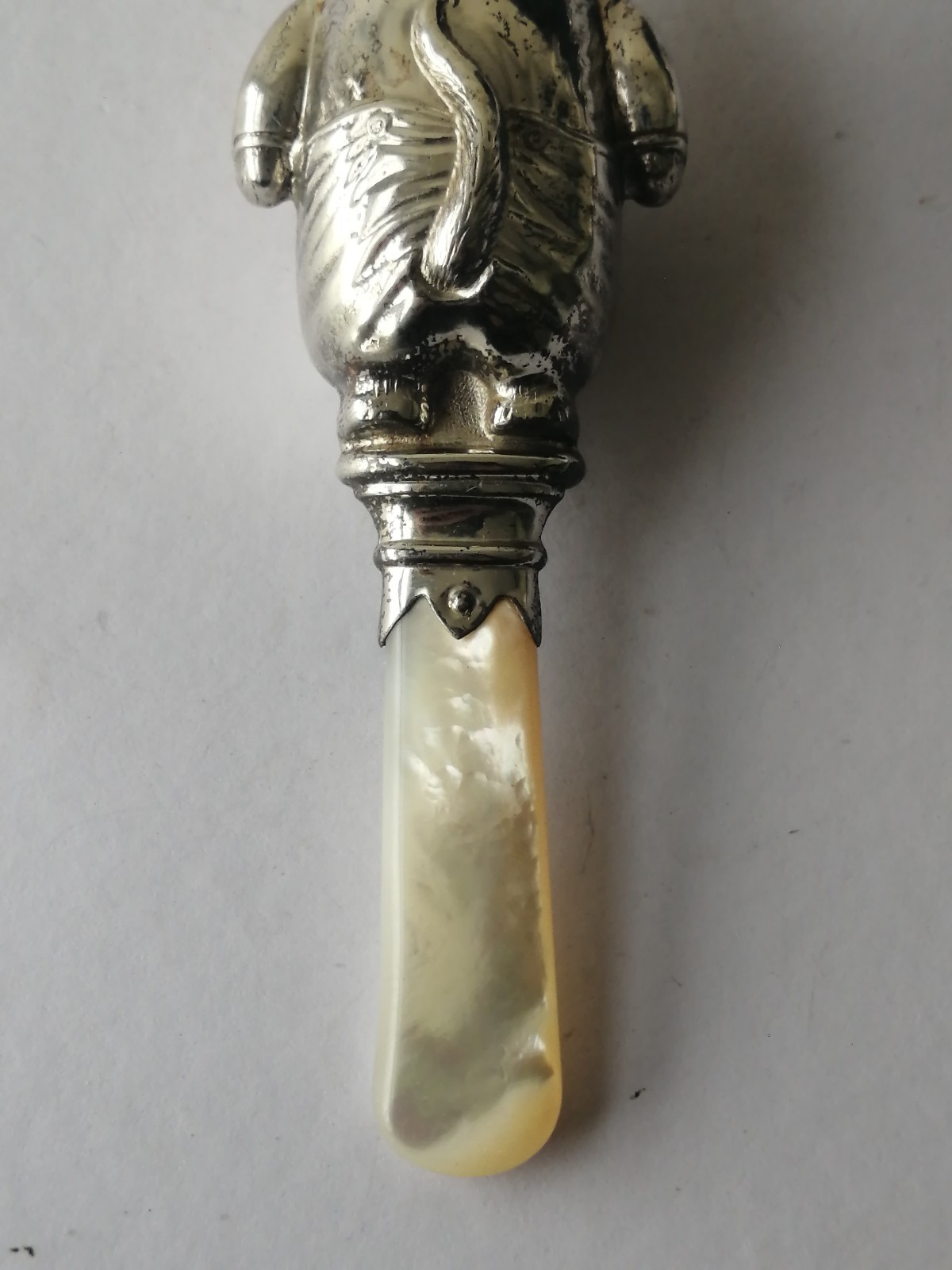 STERLING SILVER MOTHER OF PEARL CAT BABY Rattle Teether Hallmarked Vintage 1965