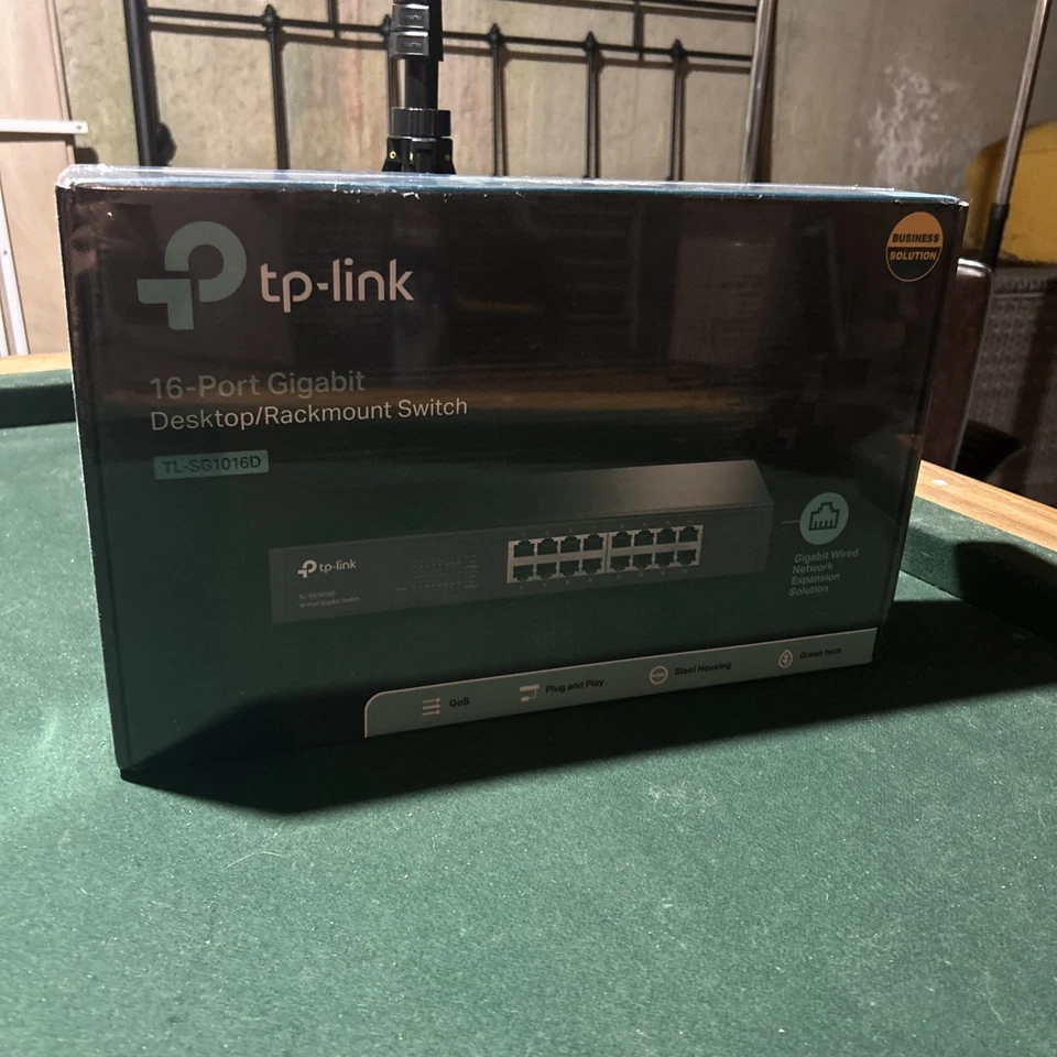 TP-Link 16 Port Desktop/Rackmount Network Gigabit Switch - TL-SG1016D - Image 3 of 3