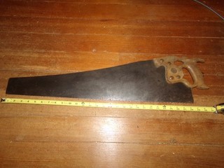 28" Disston D 8 Hand Rip Saw 5 1/2 PT W/Thumb Hole Handle