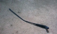 Nissan Primera 2.0 SLX P10 Wischer Scheibenwischer hinten
