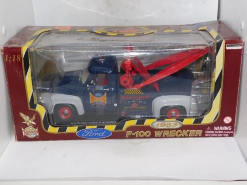 Vintage Road Legends Ford F-100 Wrecker 1953 Tow Truck 1:18 Scale BLUE