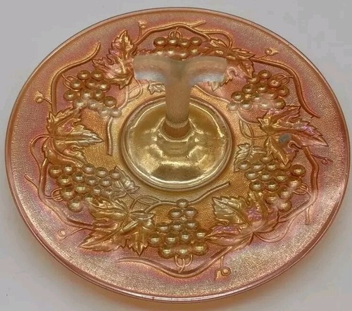 IMPERIAL IRIDESCENT CARNIVAL GLASS SNACK TRAY with TWIG HANDLE - HARVEST GRAPES - Picture 2 of 5
