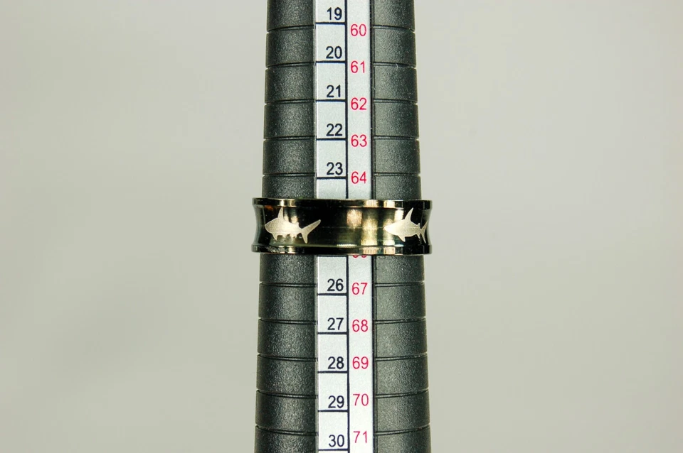 Anillo Shark Silhouette Espresso color acero inoxidable para hombre talla 11,5 Foto 4 de 4