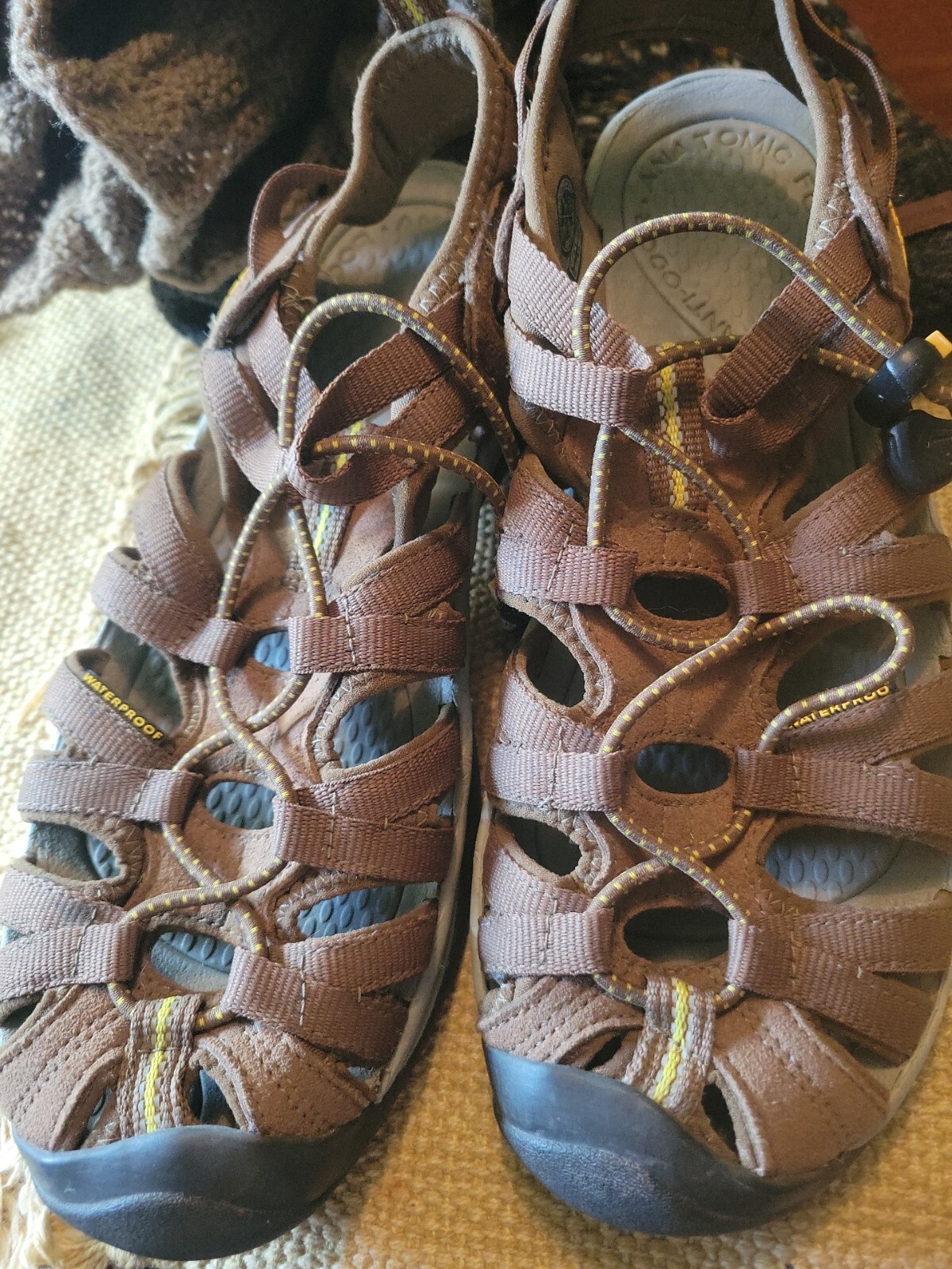 Sandali elastici marroni anatomici Keen donna 8 M scarpe da acqua escursionismo sentiero