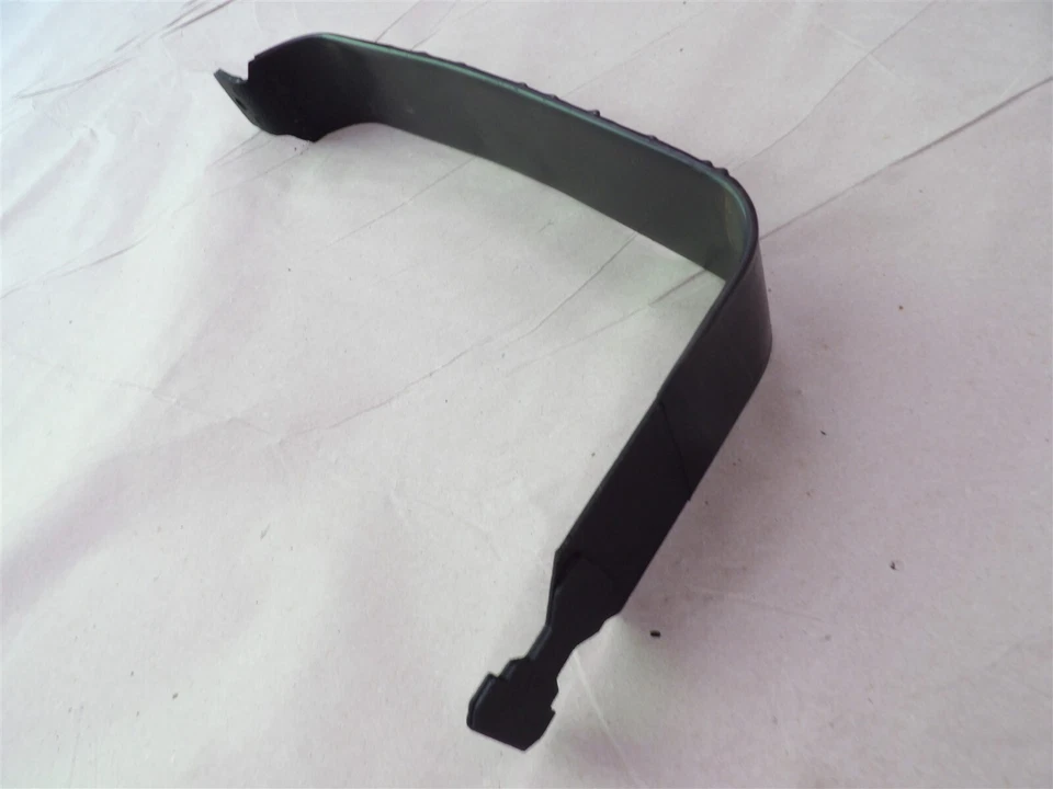 Correa delantera para tanque de gasolina Cadillac Escalade ESV Suburban Yukon XL 2007-2014 Foto 2 de 2