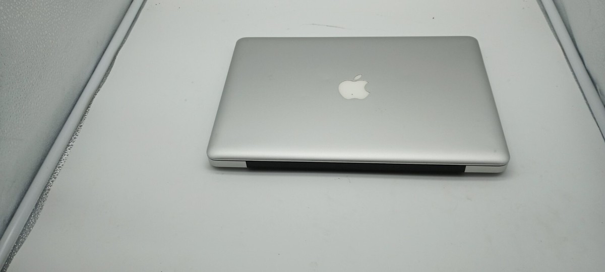 MacBookPro9,2 (no charger).Corei5.8GB.128GB SSD.13.3