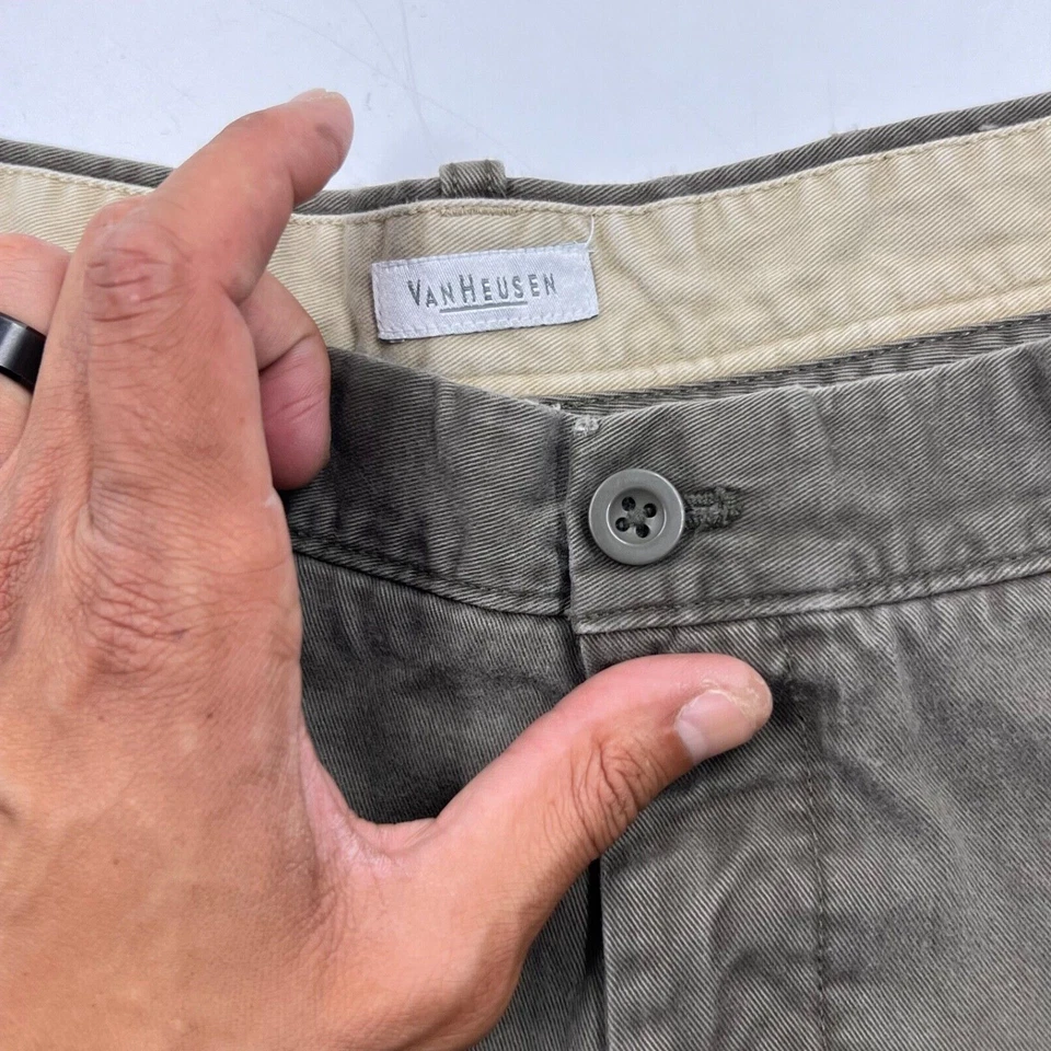 Pantalones Cortos Chinos Van Heusen Para Hombres Talla 42 Marrón Caqui Algodón Frente Plano Informales Foto 3 de 4