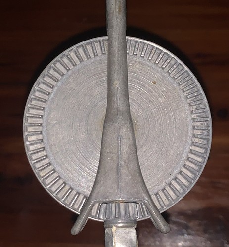Antiguo batidor de huevos de manivela de división de aluminio Ullman años 20 Long Island NY - Imagen 3 de 4