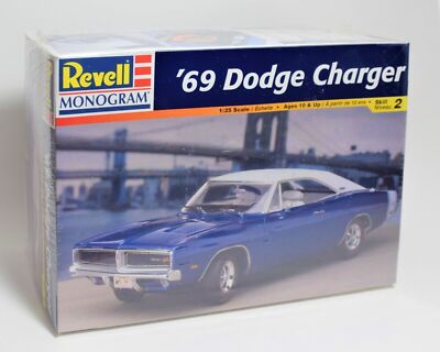 Revell Monogram 2546 1/25 Scale 1969 Dodge Charger Plastic Model