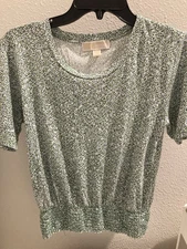 Michael Kors Women's Short Sleeve Top - Excellent Condition! Size Small.