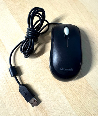 Microsoft Basic Optical USB Mouse v2.0 1113 2 Tasten mit Scrollrad