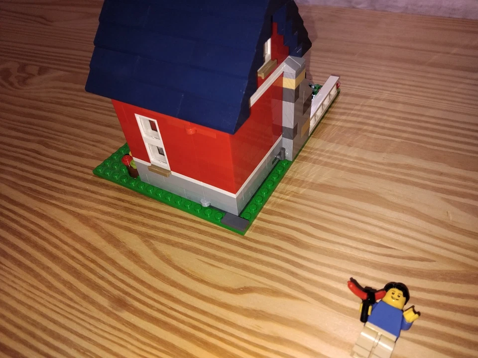 LEGO 3 en 1 la petite MAISON BLEUE set: 31009  Complet - Photo 4/4