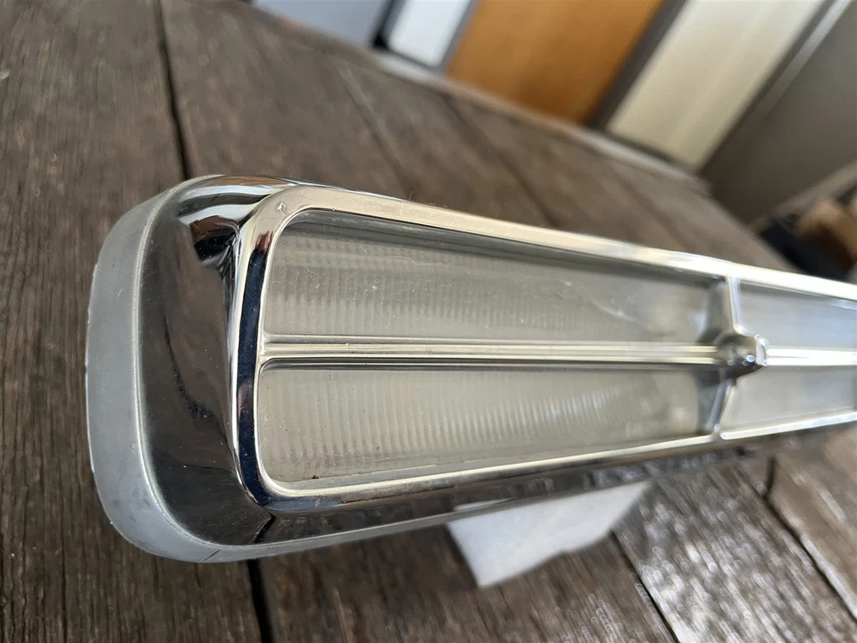 Mercury Marquis Park 1969 lámpara Marauder Colony Park luz de estacionamiento OEM 69 Foto 2 de 4