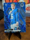 2025 Panini Mosaic - Rookie Variations Jaxson Dart #288 Blue Scope Prizm (RC)