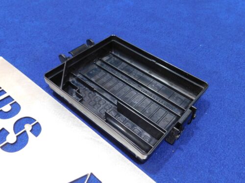 1998-2004 Ford Mustang NOS OEM Under Hood Fuse Relay Box Lid Cover P46 - Foto 7 di 9