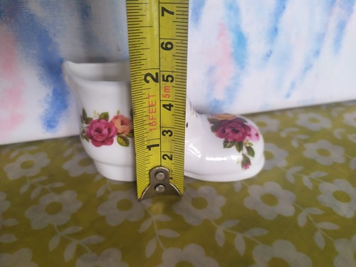 Vintage, Finsbury , Boot - Ornament / Display, Fine Bone China ,2" . - Picture 7 of 8