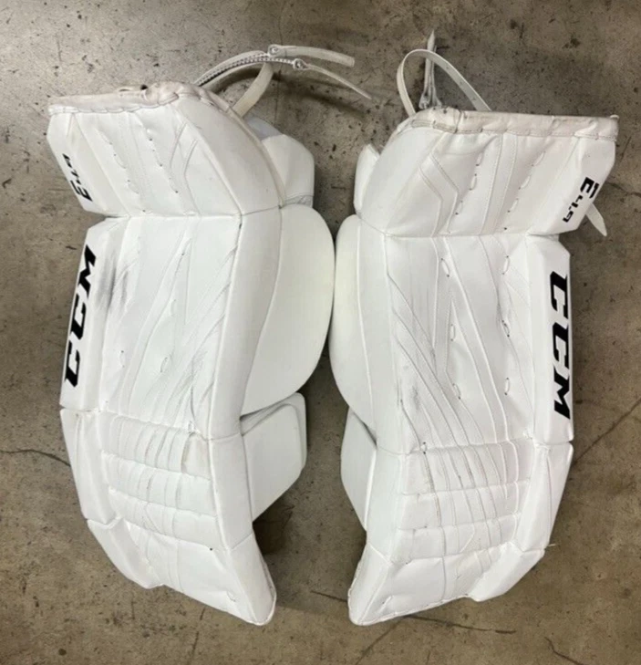 CCM Extreme Flex E4.9 Int Leg Pads - 30+1 - SpeedSkin CCM Extreme Flex E4.9 Int Leg Pads - 30+1 - SpeedSkin