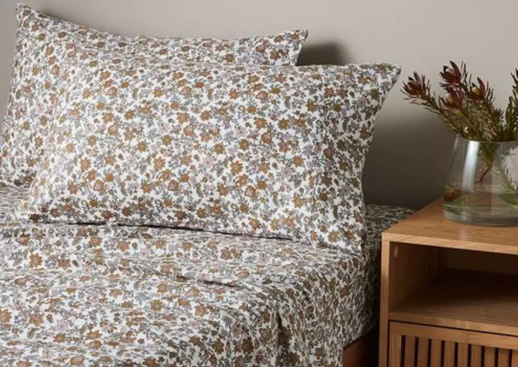 NEW Target 100 Cotton Fabienne Floral Flannelette Sheet Set