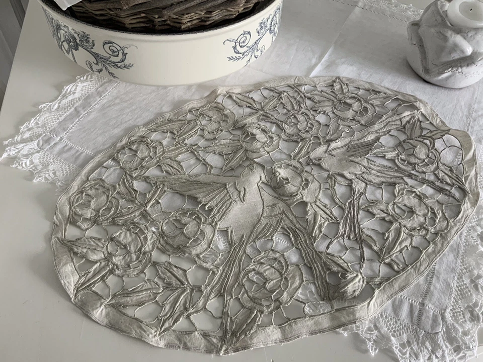 linge ancien Centre Table Napperon Lin Bi Broderie Richelieu Décor Hirondelle - Photo 3/4