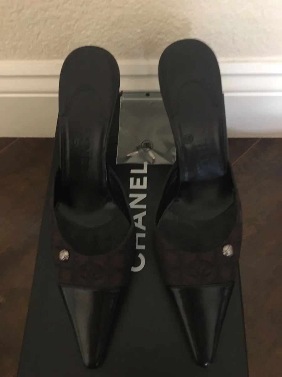 chanel leather mules 7