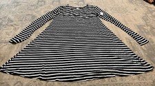 New Old Navy womens long sleeve knit tshirt dress Sz Medium black white Striped