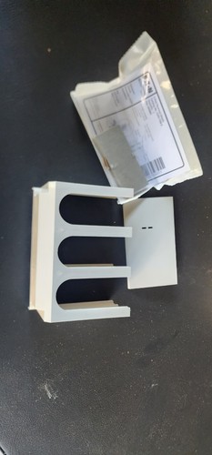 Eaton Terminal Shield Kit - Picture 2 of 4