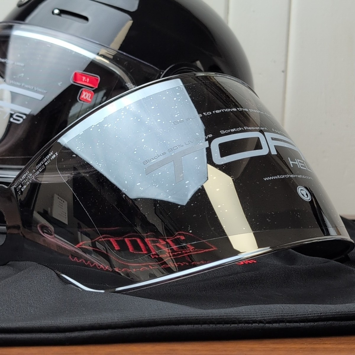 TORC T1 Helmet Gloss Black Retro Vintage Style Full Face Dot XL