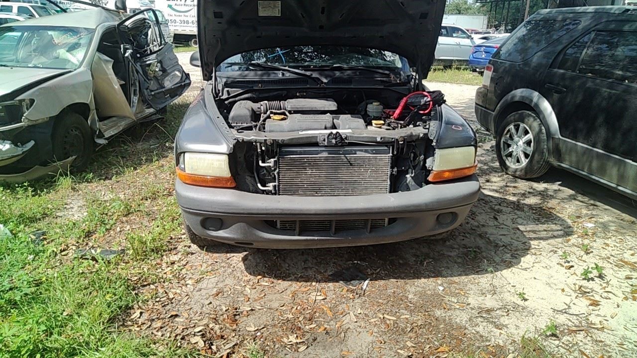 Radiator Standard Cooling Fits 00-04 DAKOTA 1217898