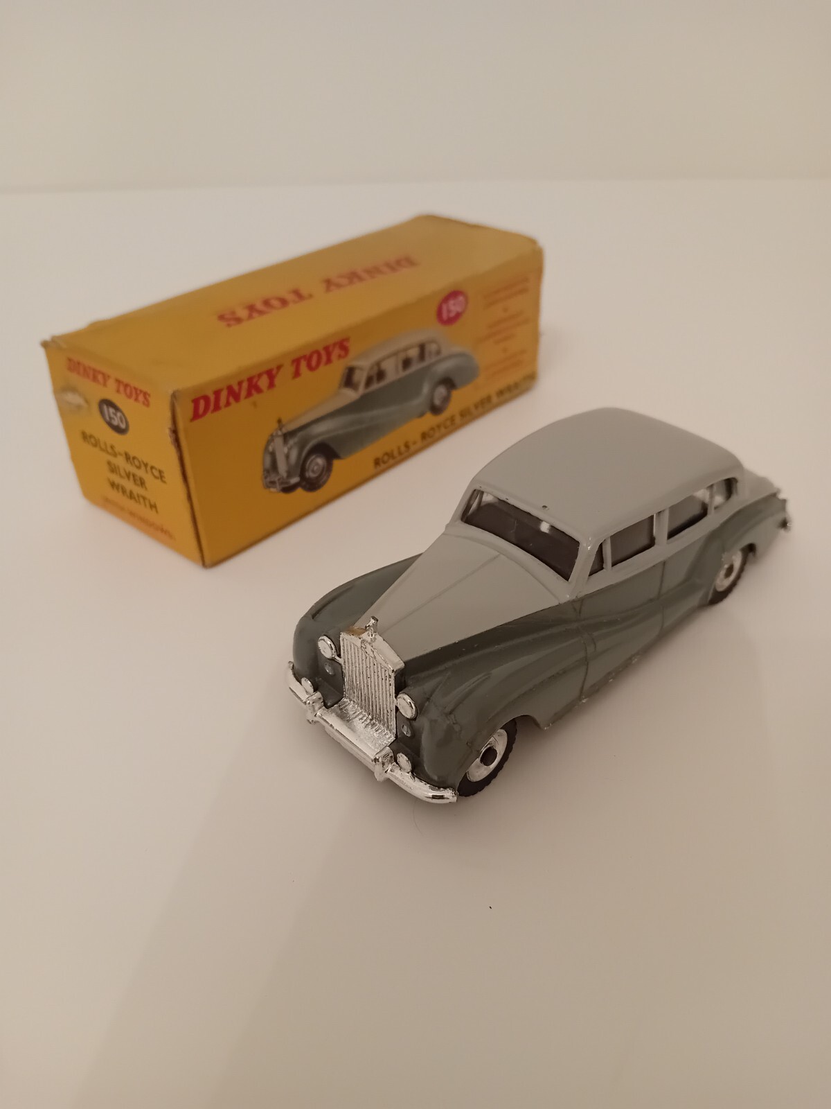 Dinky 150, Rolls Royce Silver Wraith - Free Price Guide & Review