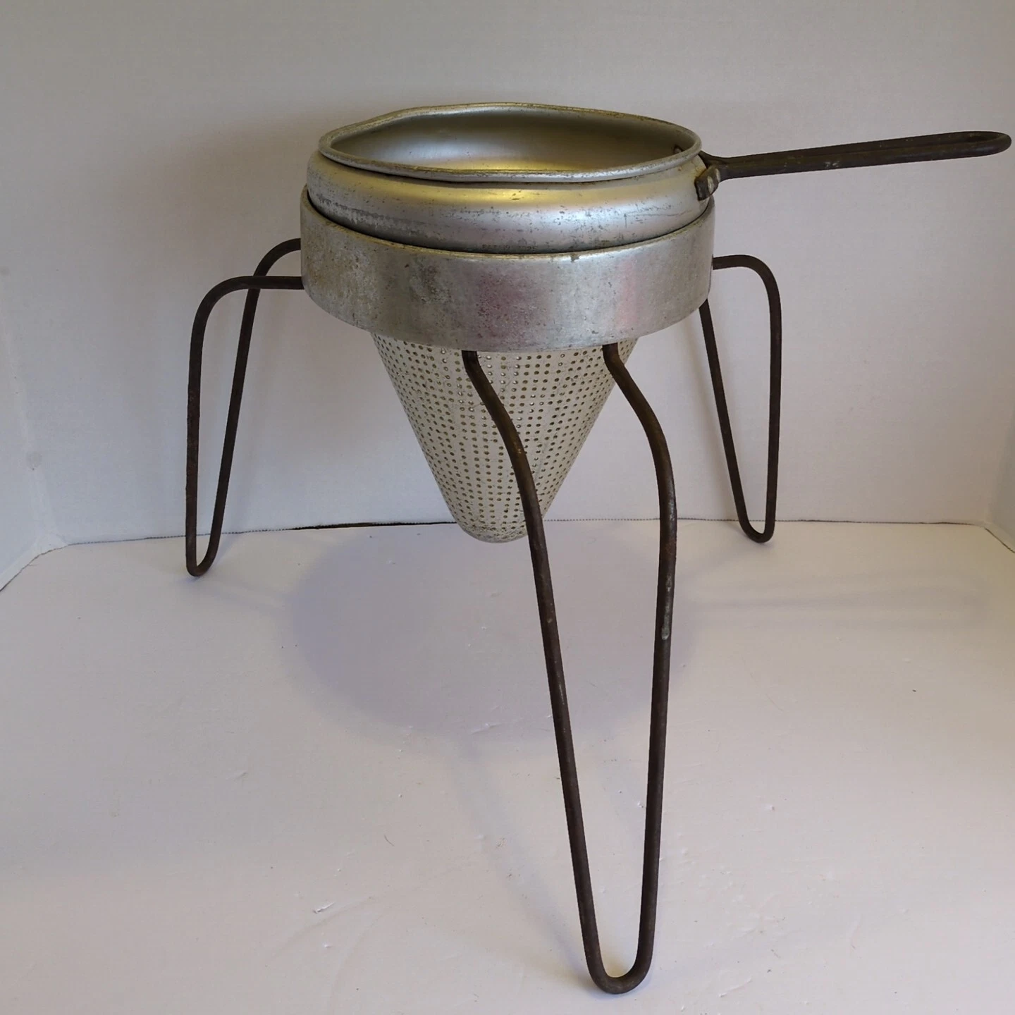 Vtg Aluminum Rotary Colander Food Mill Cone Sieve Strainer & Stand 1932