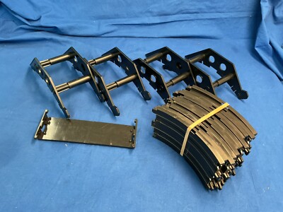 Team AFX HO Scale Aurora Tomy Track Verta-Loop R: Loop Track X12, Cradles,  Clip