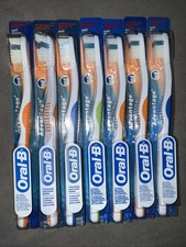 Lot of 7 Oral B Toothbrushes Advantage Soft Compact 35 Bristle 2002